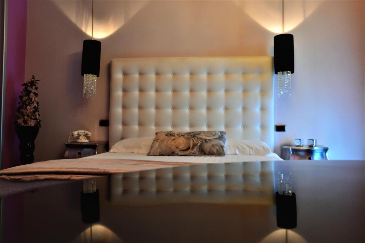 Hotel In - Lounge Room Cazzago  Dış mekan fotoğraf